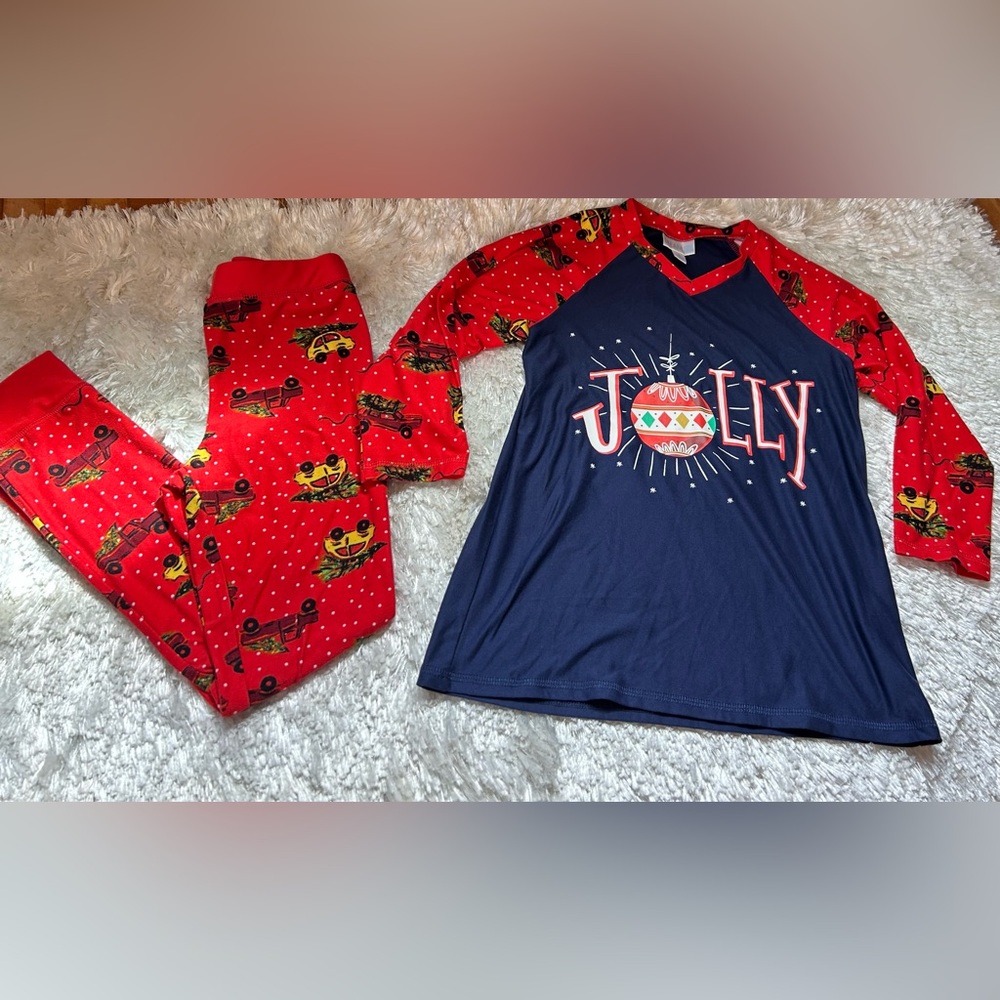 Buttery soft LuLaRoe kids pajamas.  Size 8.  Worn a few times.